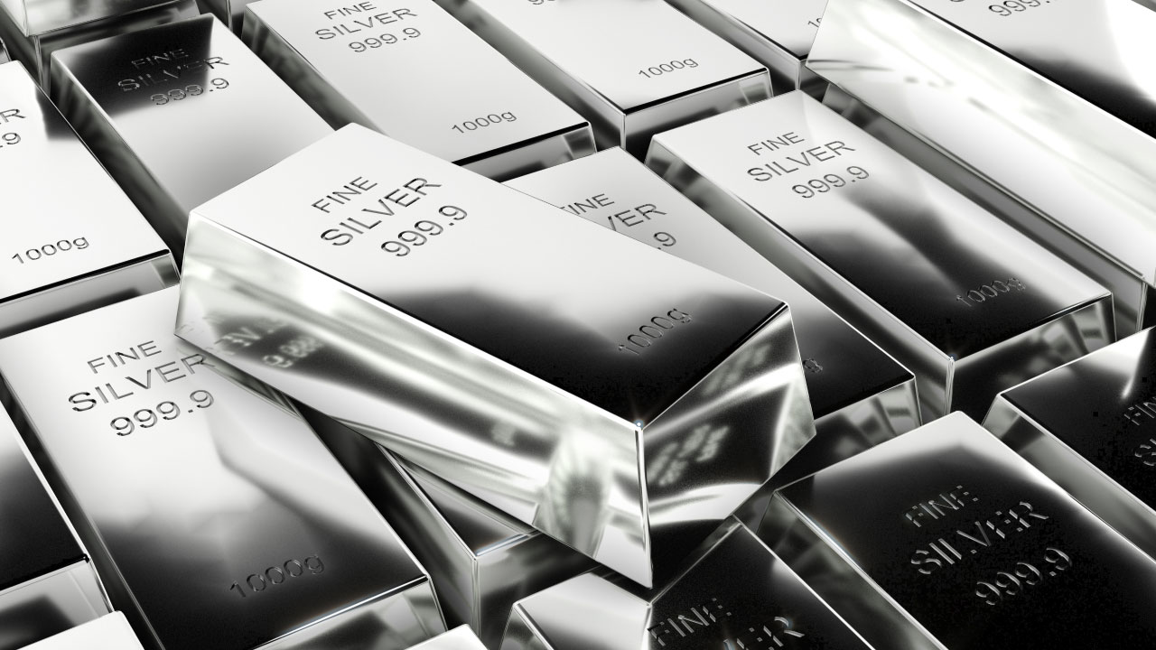 Silver prices fall ahead of FOMC minutes